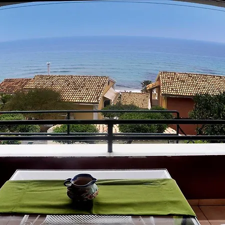 Tereza House Glifada