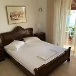 Tereza House グリファダ