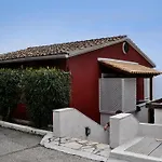 Tereza House アパート グリファダ
