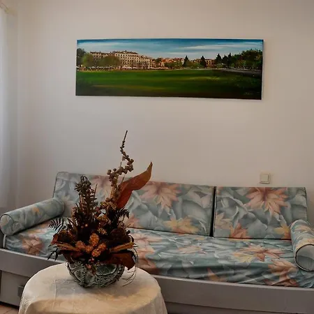 Daire Tereza House Glifada